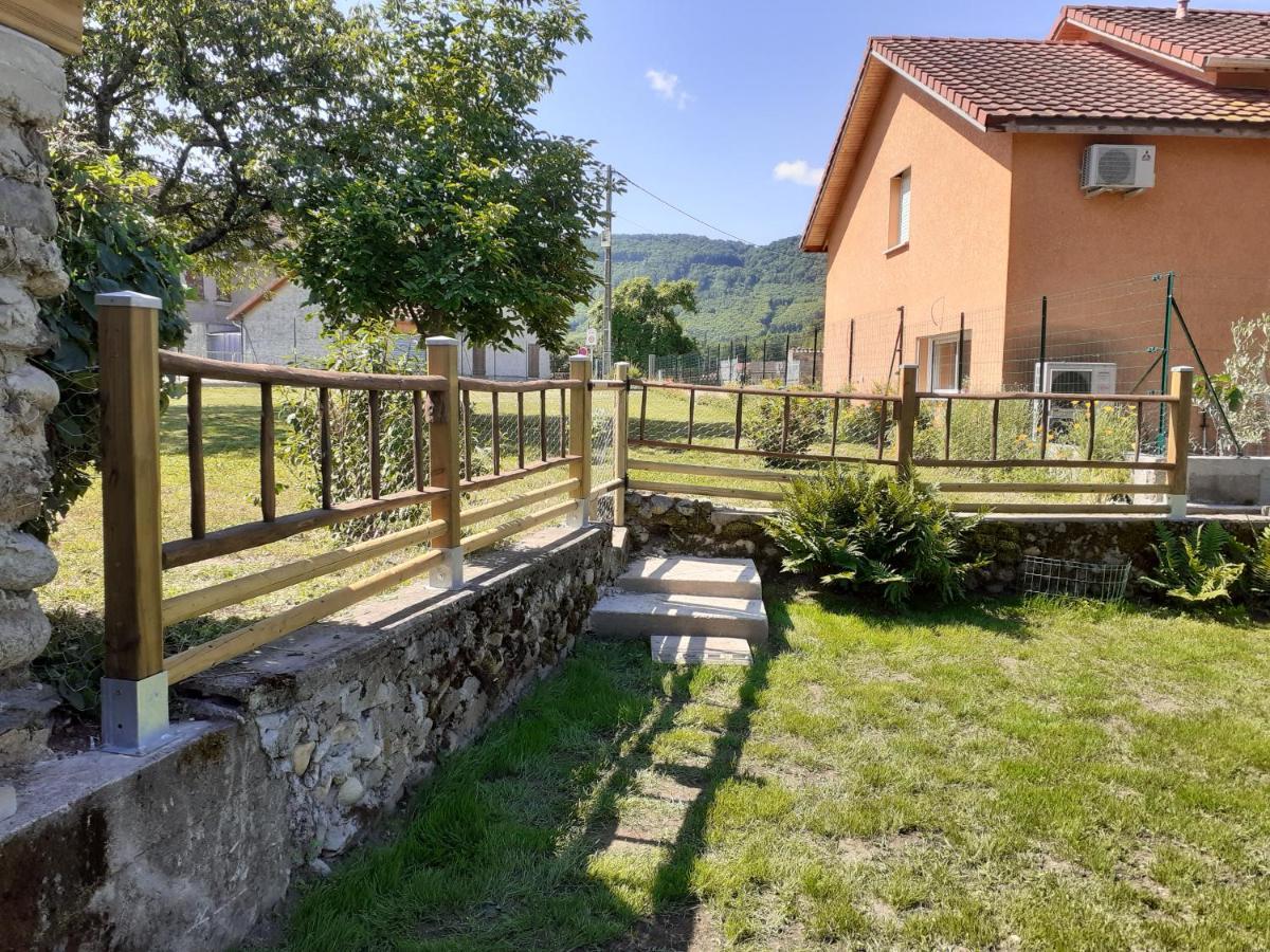 Les Copains D'Abord Villa Beaucroissant Luaran gambar