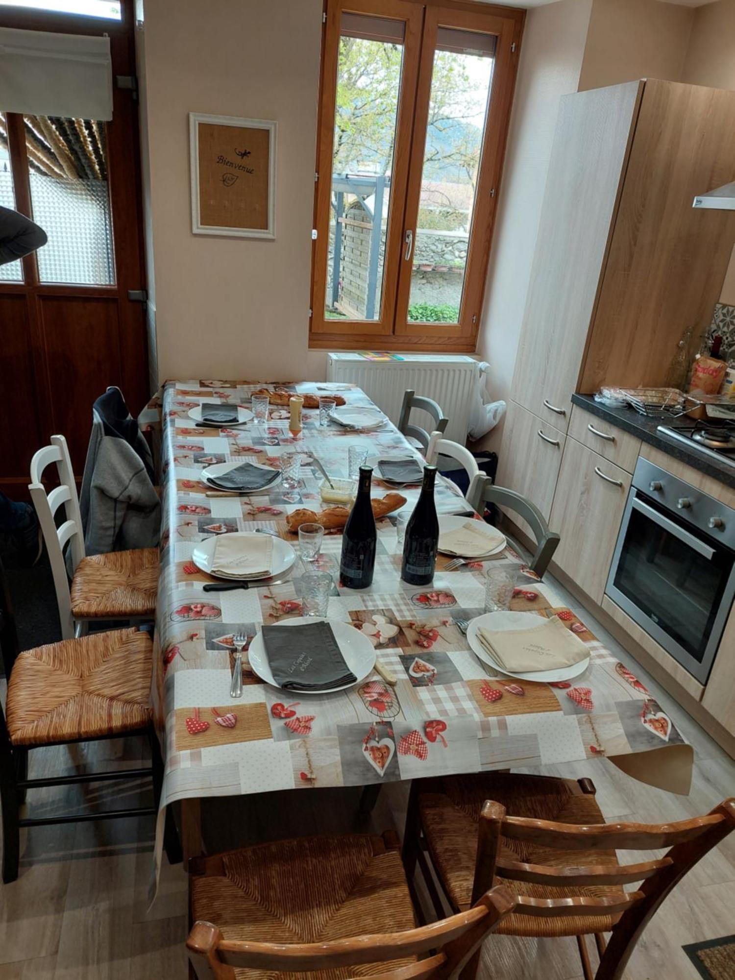Les Copains D'Abord Villa Beaucroissant Luaran gambar