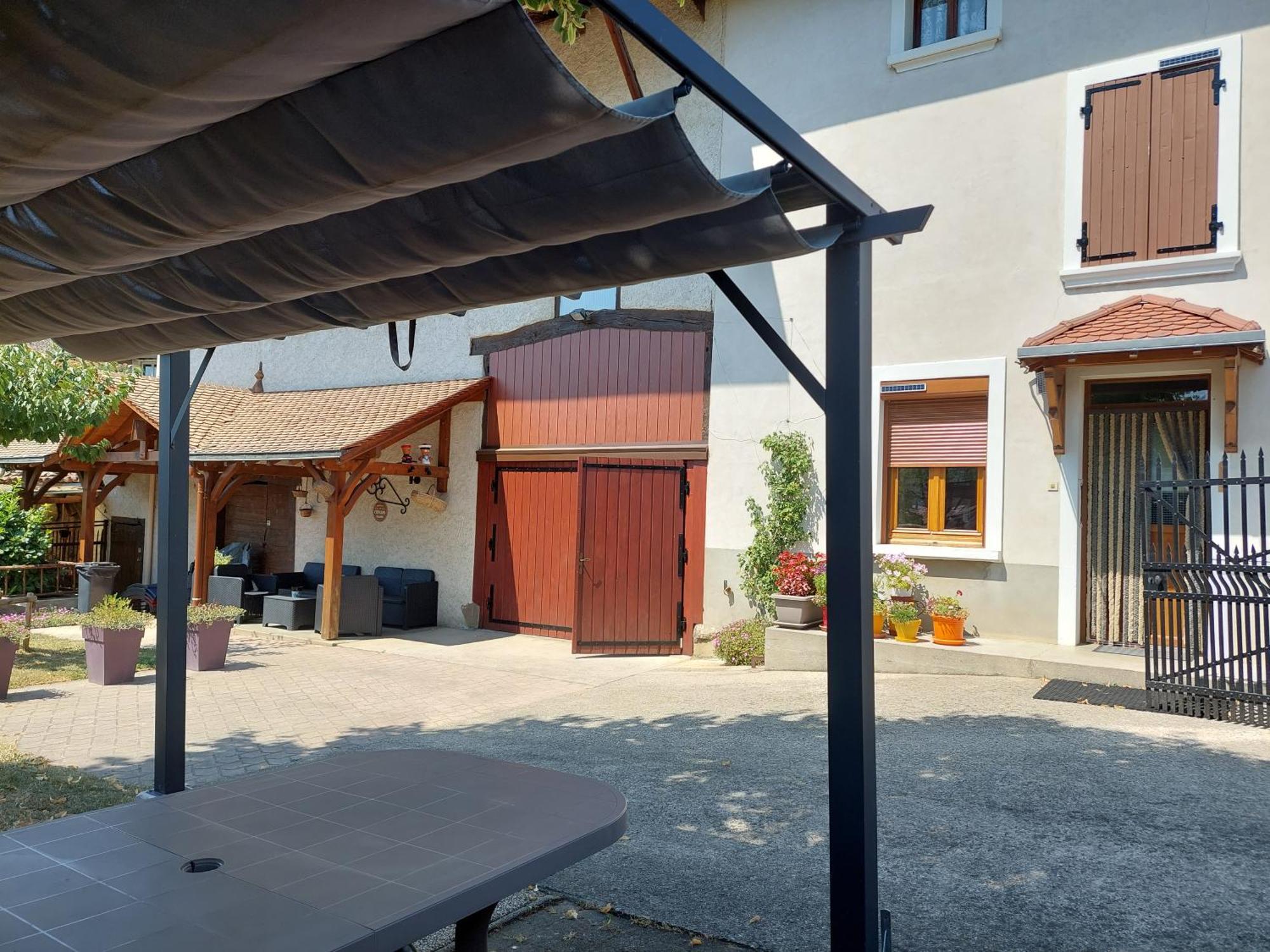 Les Copains D'Abord Villa Beaucroissant Luaran gambar